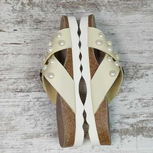 đ§NWOT Ethem Genuins Cream Pearl Slide Sandal - Picture 11 of 16